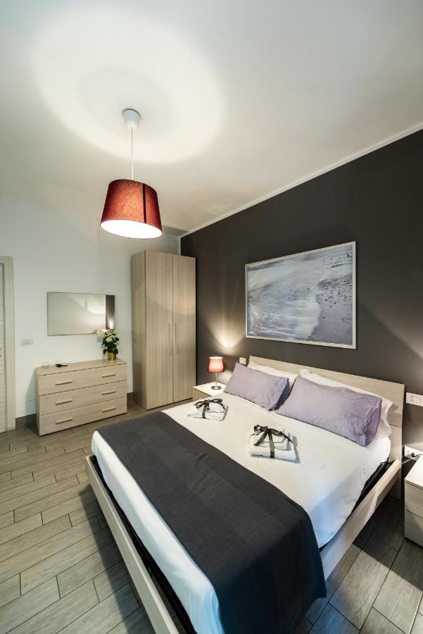 Brothers Vomero Bed & Breakfast Naples