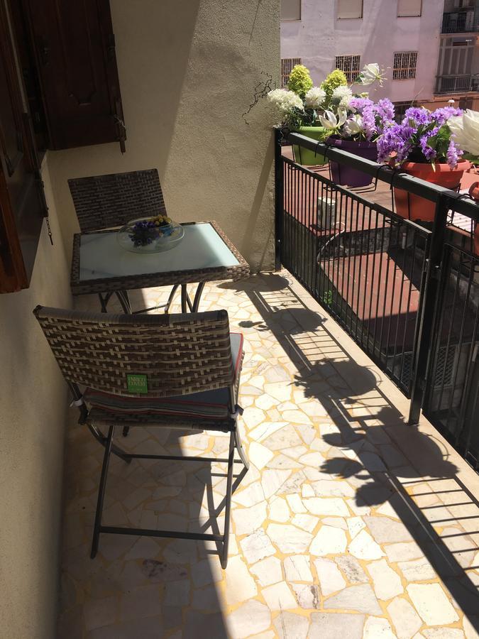 Brothers Vomero Bed & Breakfast Naples